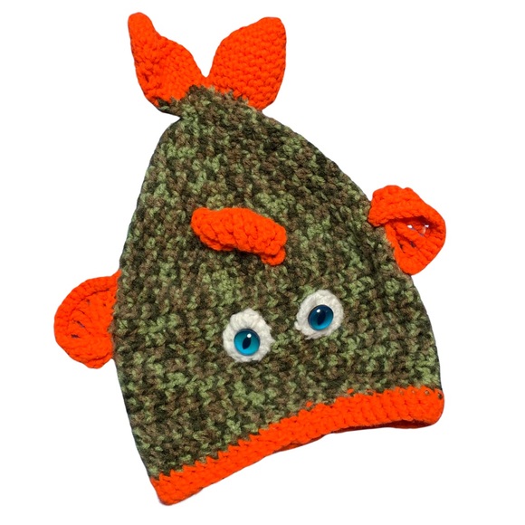 Hand knit fish toque - Picture 1 of 2